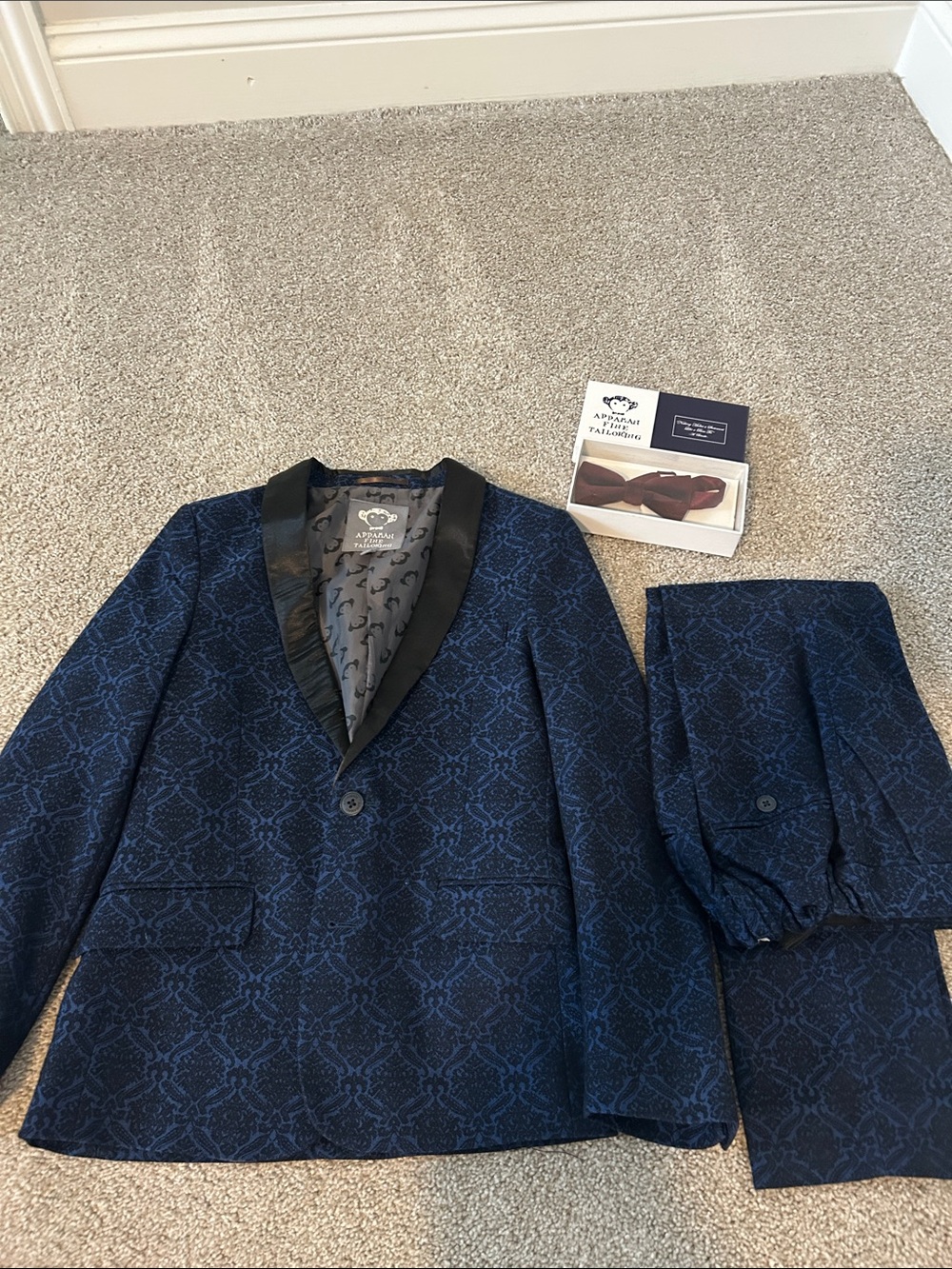 Appaman Fine Tailoring boys tuxedo size 12 EUC!